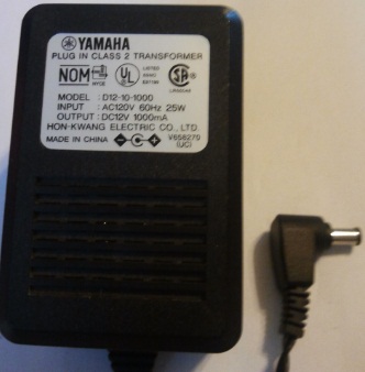 YAMAHA D12-10-1000 AC ADAPTER 12V DC 1000MA POWER SUPPLY